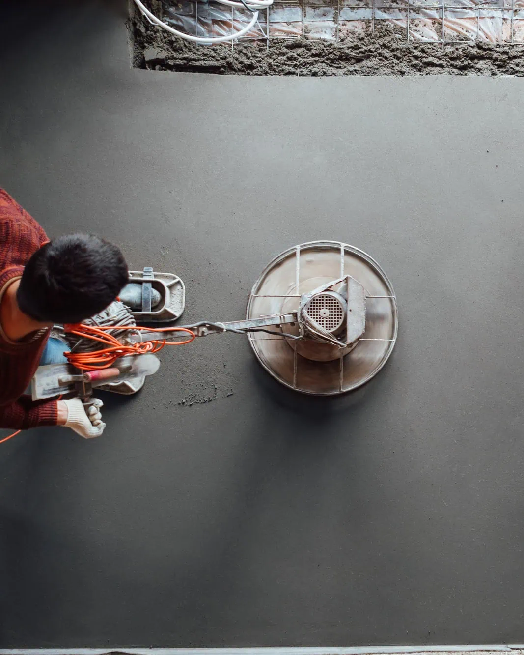 Concrete-floor-final-grinding